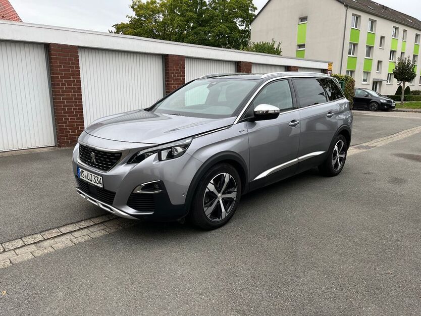 Peugeot 5008 65.500 km 27.300 € Münster 48157