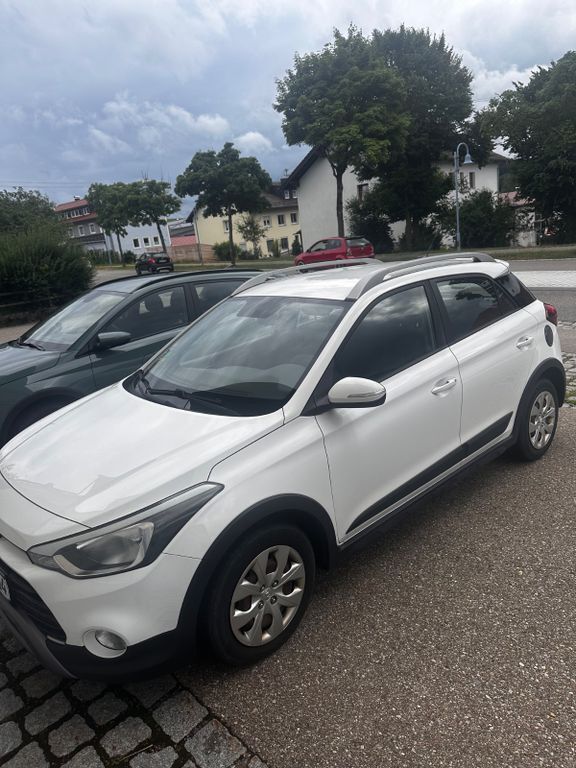 i20