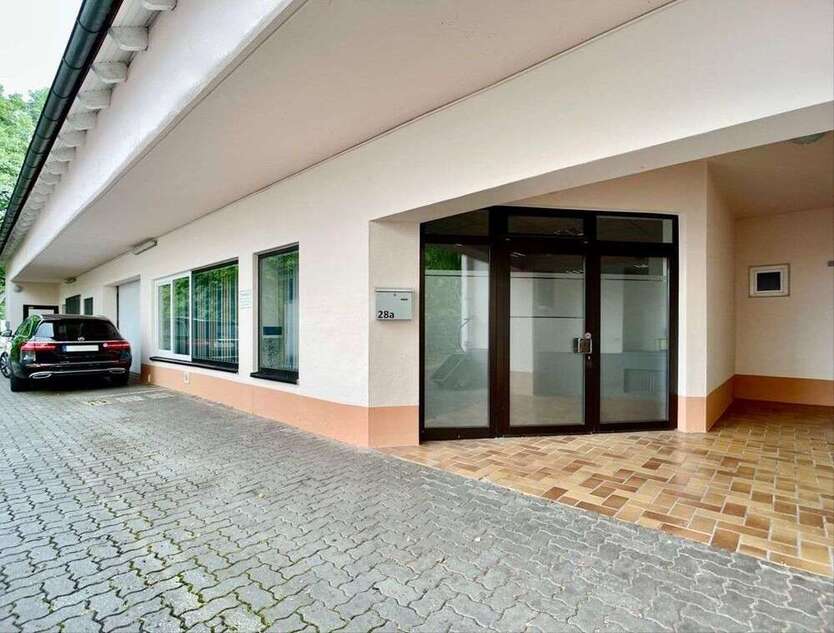 Haus zum Kaufen in Ingolstadt 1.148.000 € 424 m²