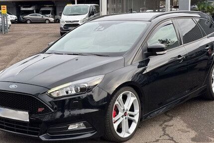 Ford Focus 135.500 km 13.990 € Dahn-Reichenbach 66994