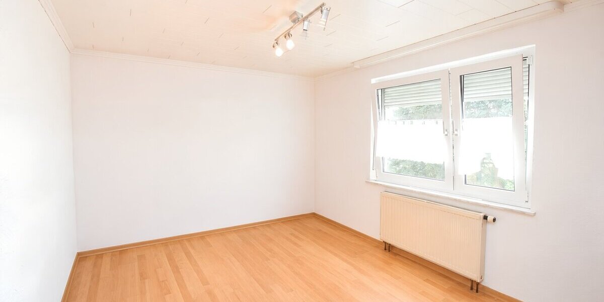 Charmantes Einfamilienhaus mit Garage & PV-Anlage in Deilingen - Einfamilienhaus Deilingen | Angebot:27008418
