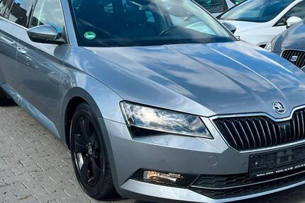 Skoda Superb 73.628 km 17.900 &euro; Mönchengladbach 41063