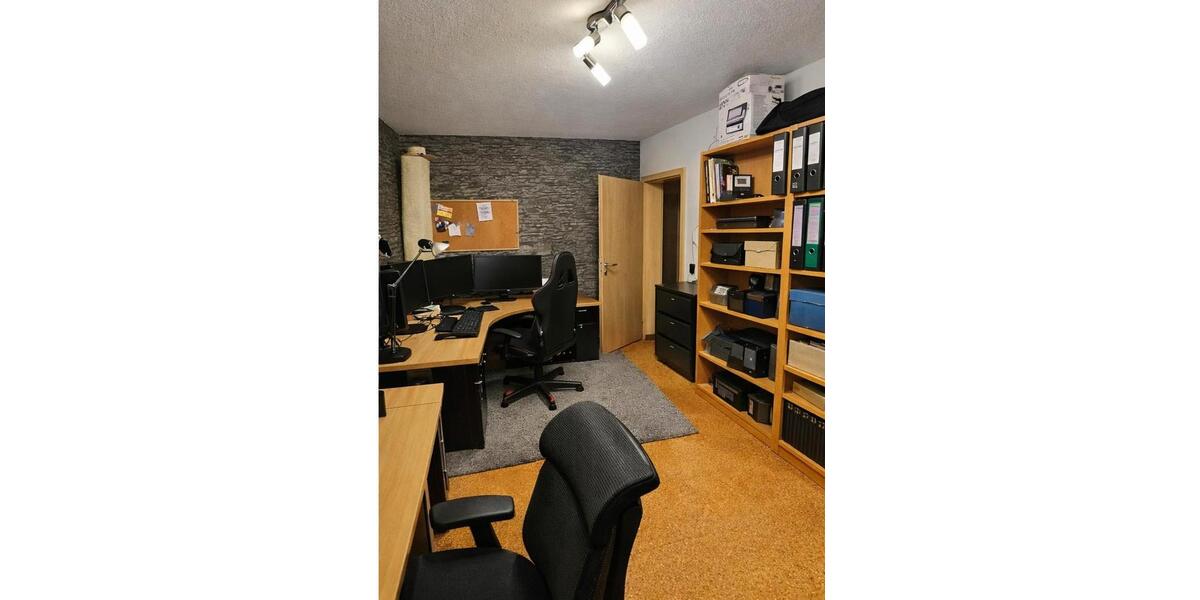 Etagenwohnung Sankt Wendel - 3 Zimmer, 100 m&sup2;, 850&euro; | Angebot:25414120