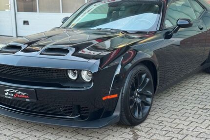 Dodge Challenger 32.000 km 36.750 &euro; Jülich 52428