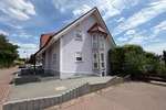 Panoramablick inklusive – Repräsentatives Familienanwesen mit Einliegerwohnung - Zweifamilienhaus Einselthum Rheinland-Pfalz | Angebot:27112158