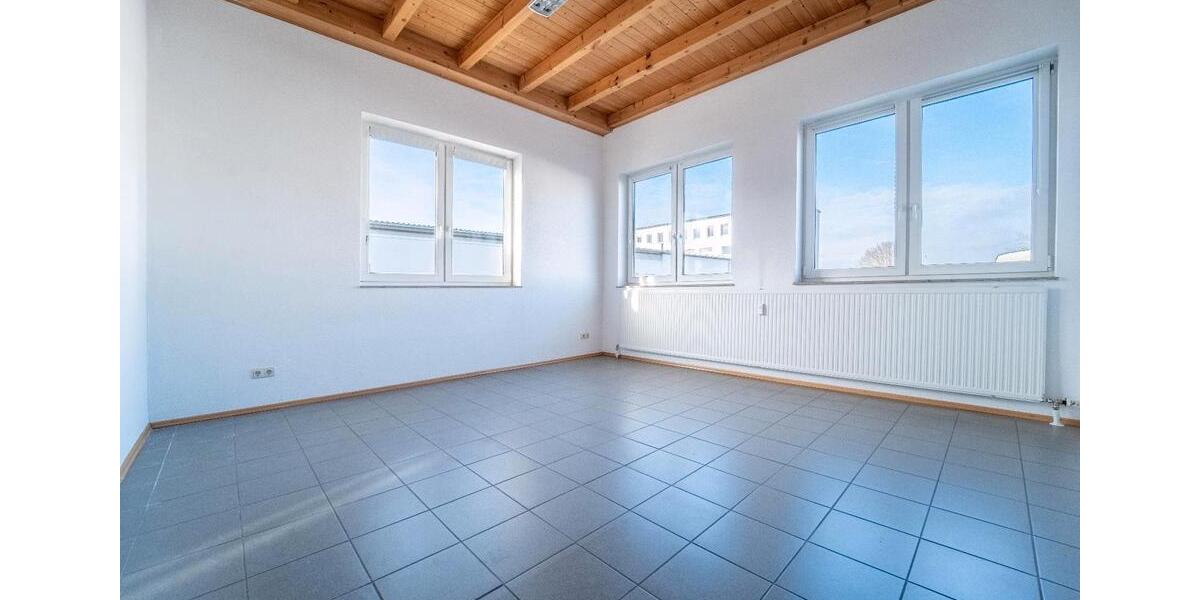 Gewerbeobjekt Regenstauf - 11&euro; | Angebot:24630866