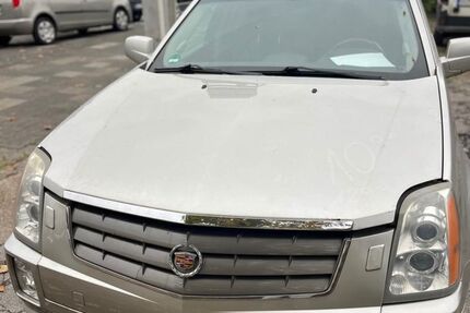 Cadillac SRX 144.500 km 6.390 &euro; Duisburg 47058