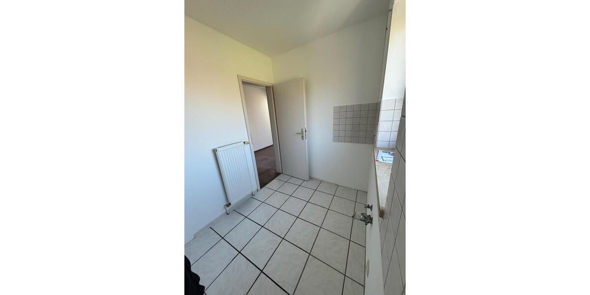 Dachgeschoßwohnung Hildburghausen - 2 Zimmer, 53 m&sup2;, 490&euro; | Angebot:26279344