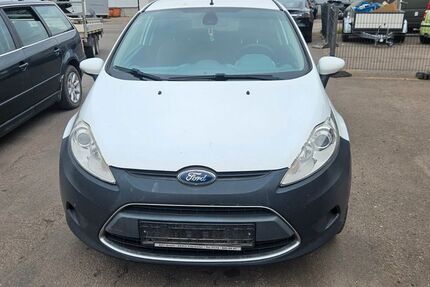 Ford Fiesta 235.000 km 1.200 &euro; Bitburg 54634