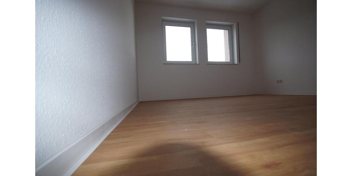 Dachgeschoßwohnung Neukloster - 3 Zimmer, 67 m&sup2;, 649&euro; | Angebot:25641407