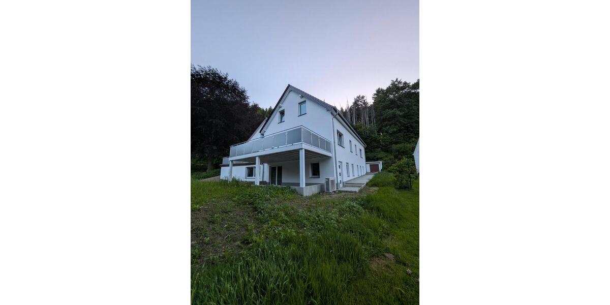 Erdgeschoßwohnung Lübbecke - 5 Zimmer, 175 m&sup2;, 319.000&euro; | Angebot:27078468