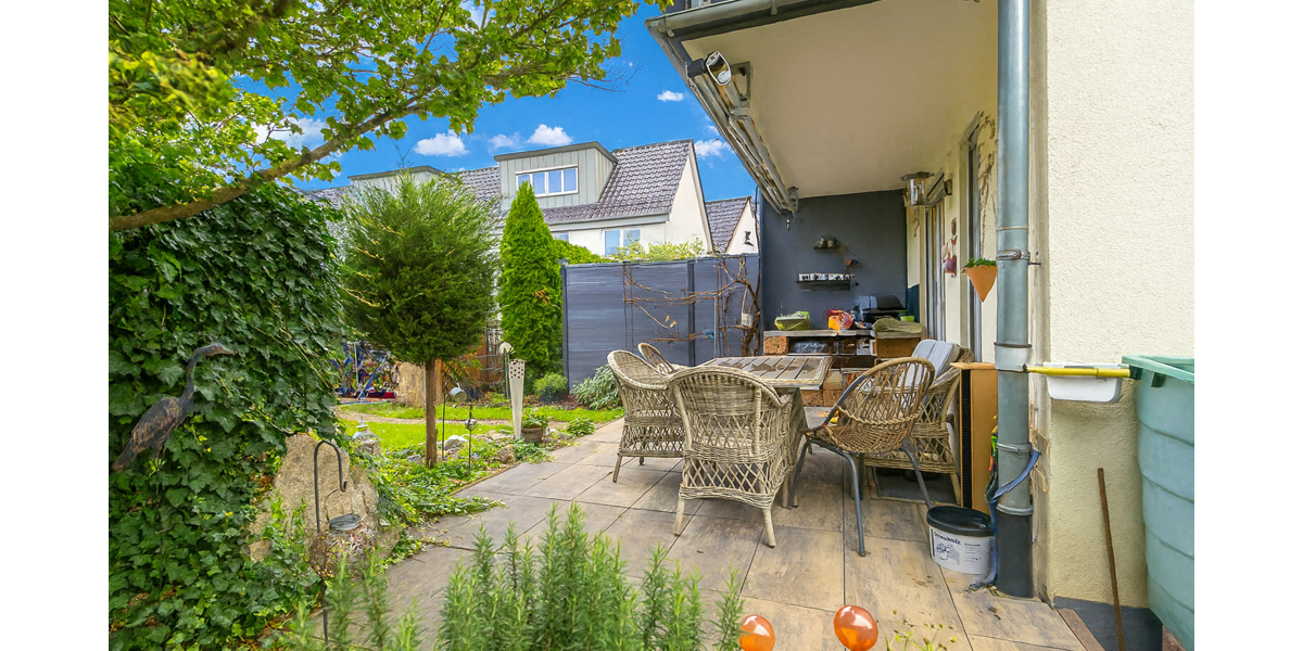 Ruhig wohnen, zentral leben – Reiheneckhaus mit Wohlfühlcharakter 4.5 zimmer