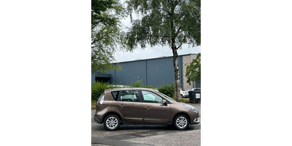 Renault Scenic 148.975 km 5.499 &euro; Bargteheide 22941