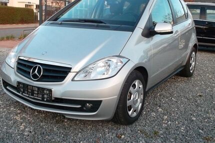 Mercedes-Benz A 180 117.000 km 6.990 &euro; Hamburg 22045