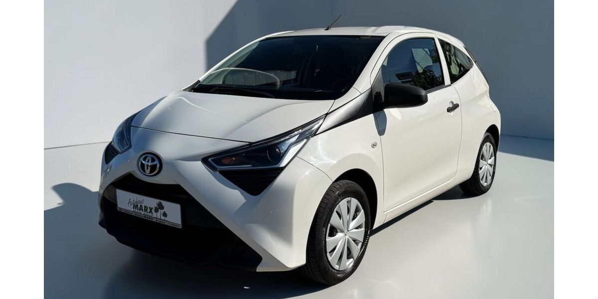 Toyota Aygo (X) 38.419 km 8.990 &euro; Berglicht 54426