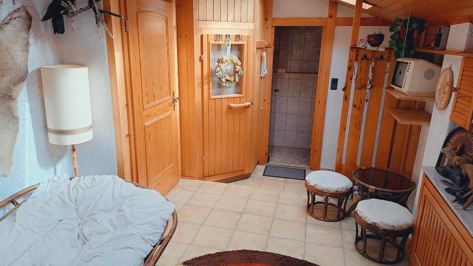 Einfamilienhaus Edenkoben - 7 Zimmer, 178 m&sup2;, 260.000&euro; | Angebot:27093866