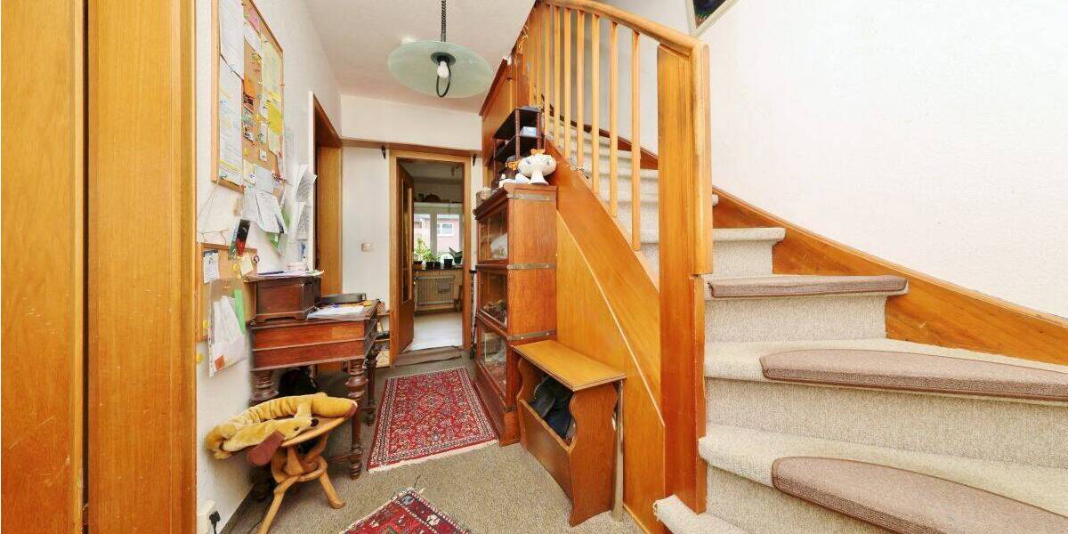 Reihenmittelhaus Wilhelmshaven Neuengroden - 5 Zimmer, 91 m&sup2;, 145.000&euro; | Angebot:26825641