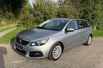 Peugeot 308 241.627 km 7.999 &euro; Daetgen 24589
