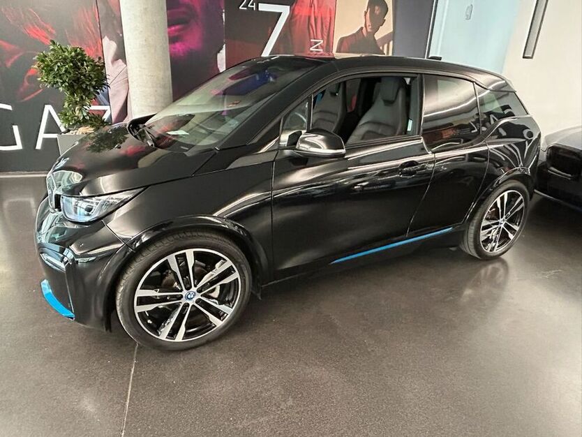 i3