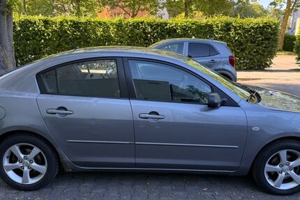 Mazda 3 110.000 km 1.300 &euro; München 81737