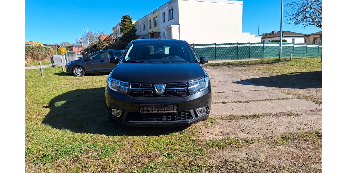 Dacia Sandero 63.000 km 8.650 &euro; Wolgast 17438