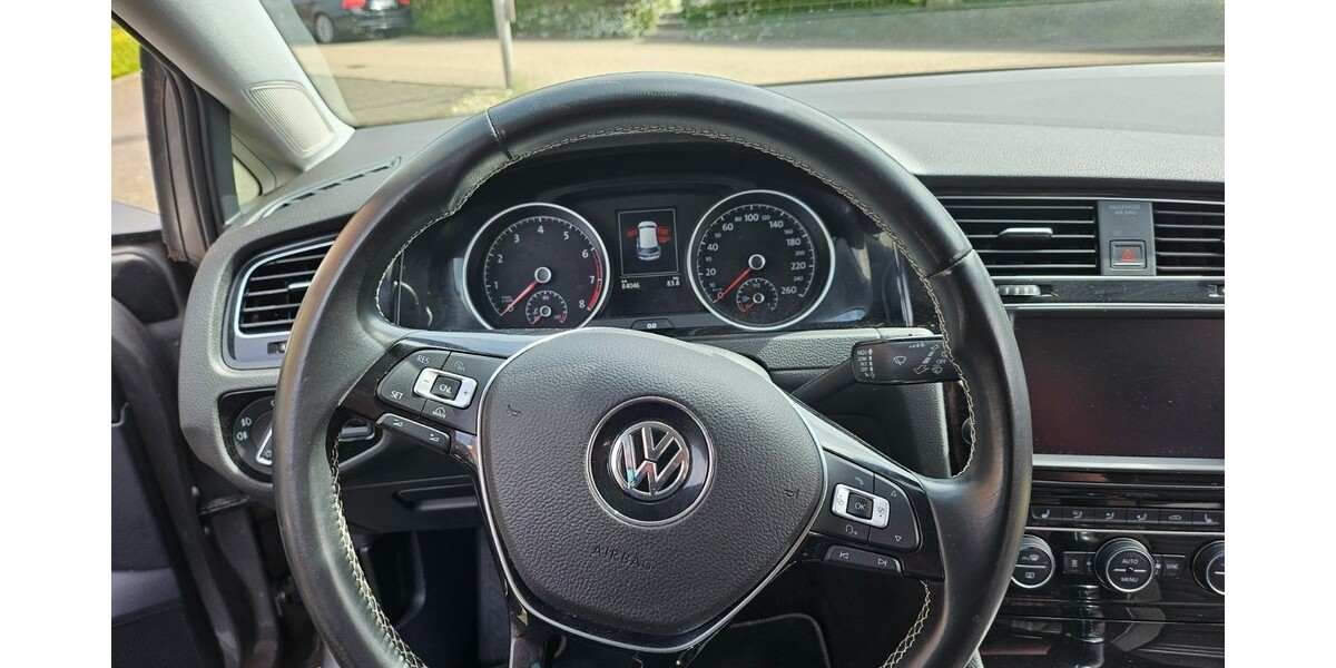VW Golf VII 84.100 km 14.500 &euro; Oerlinghausen 33813