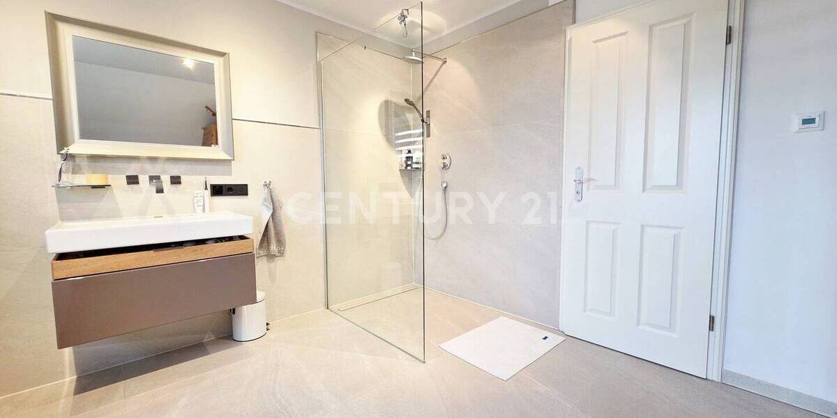 Gewerbeobjekt Wilhelmshaven Ebkeriege - 7 Zimmer, 630.000&euro; | Angebot:26391487
