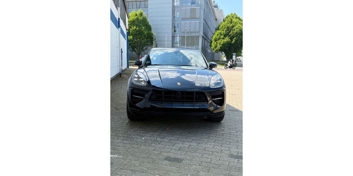 Porsche Macan 110.000 km 42.900 &euro; Düsseldorf 40545