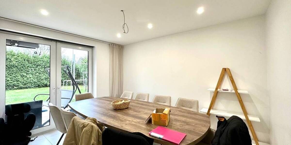 Einfamilienhaus Neuss Stadionviertel - 7 Zimmer, 255 m&sup2;, 998.000&euro; | Angebot:26657257
