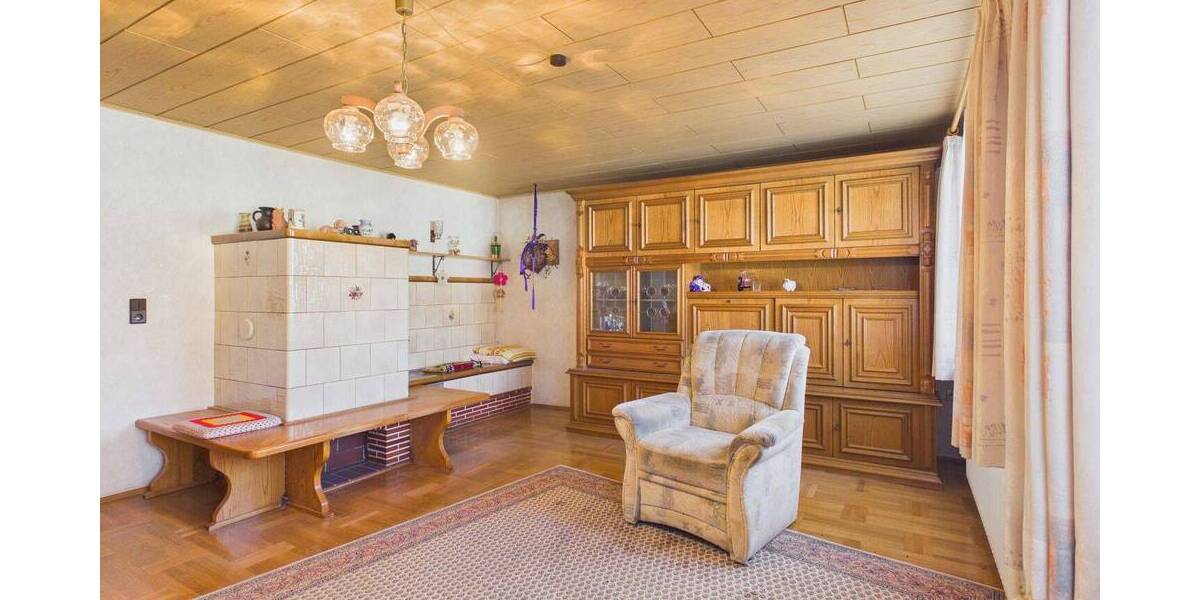 Mehrfamilienhaus, Wohnhaus Blumberg Riedböhringen - 9 Zimmer, 149 m&sup2;, 298.000&euro; | Angebot:26366587