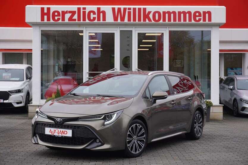 Toyota Corolla 65.545 km 20.950 € Dresden 01069