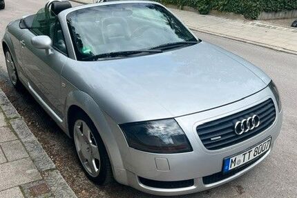 Audi TT 108.500 km 10.900 &euro; München 81545