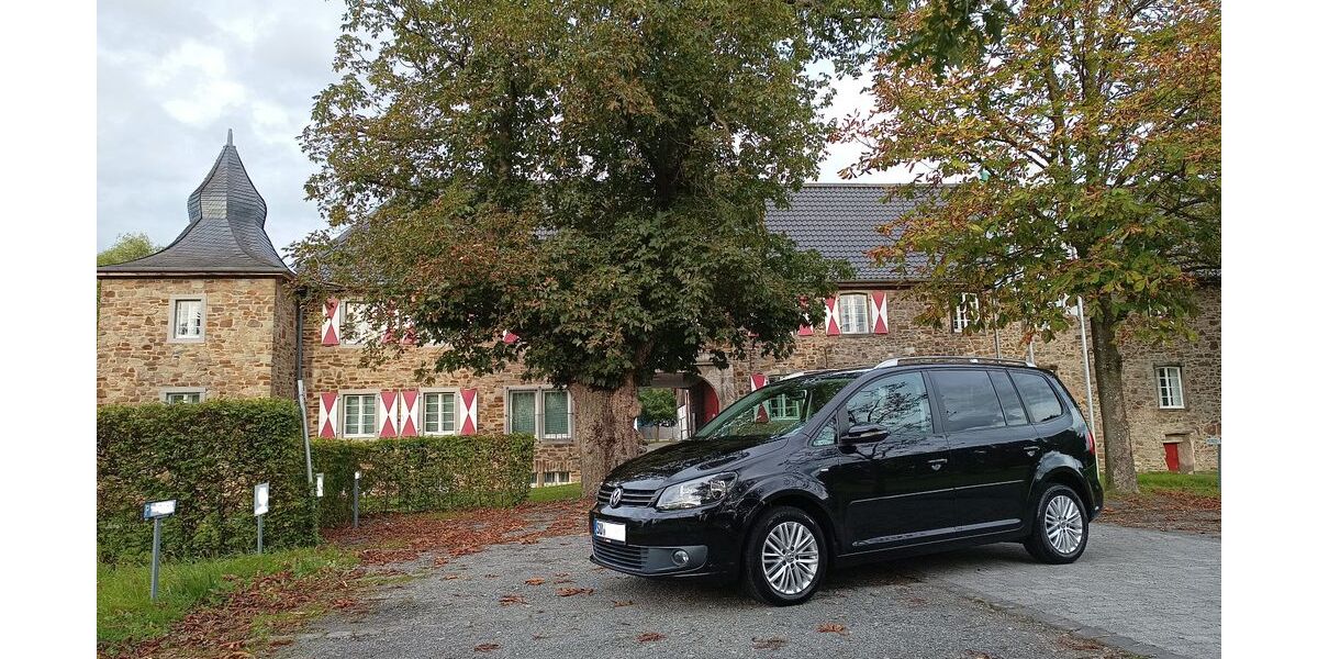 VW Touran 129.000 km 11.499 &euro; Lohmar 53797
