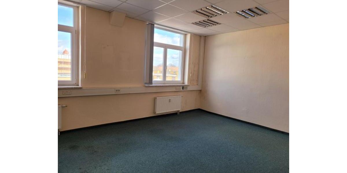 FINSTERWALDE: Helles OFFICE zur Miete im GewerbeEnsemble -OSCAR- in Nähe d. neuen Stadthalle zimmer
