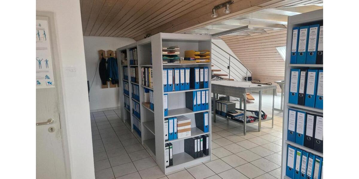 Gewerbeobjekt Kolitzheim - 695&euro; | Angebot:23002886