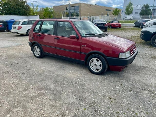 Fiat Uno 185.000 km 5.200 € München 80935