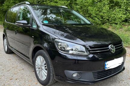 VW Touran 71.000 km 10.500 &euro; München 80993
