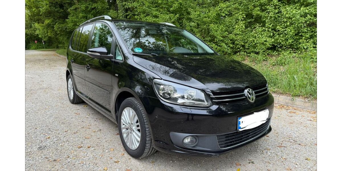 VW Touran 71.000 km 10.500 &euro; München 80993