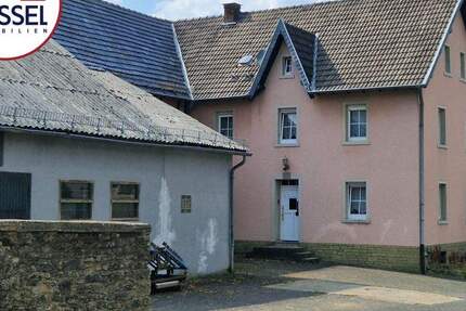 Eifelidylle, vielseitiges Zuhause mit Scheune und Stall 7 zimmer