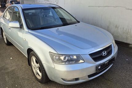 Hyundai SONATA 163.050 km 3.500 &euro; Hamburg 22087