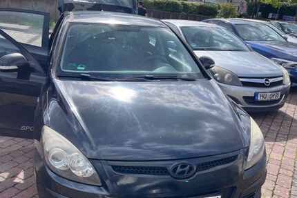 Hyundai i30 240.000 km 600 &euro; Langenselbold 63505