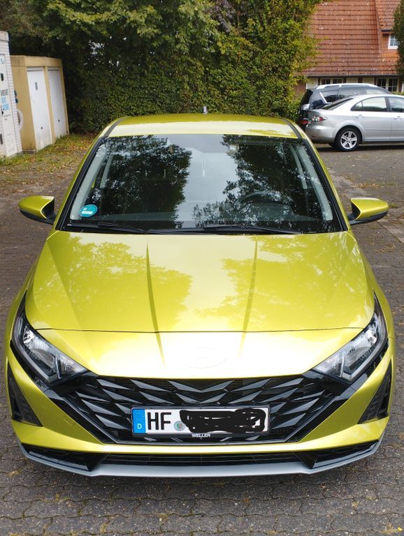 i20
