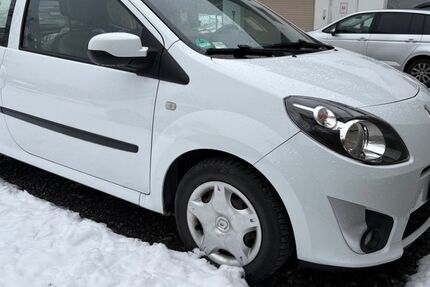 Renault Twingo 106.056 km 3.490 &euro; Solingen 42653