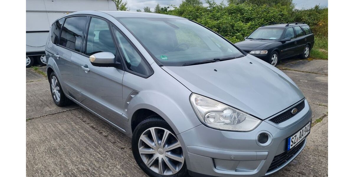 Ford S-Max 254.000 km 2.700 &euro; Dessau-Roßlau 06842
