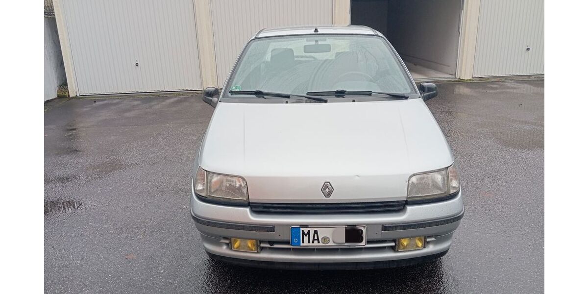 Renault Clio 31.000 km 4.100 &euro; Mannheim 68309