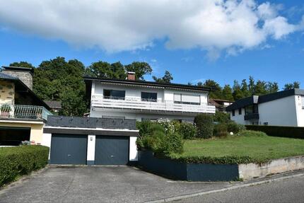 Zweifamilienhaus in Bestlage von Nußloch zimmer