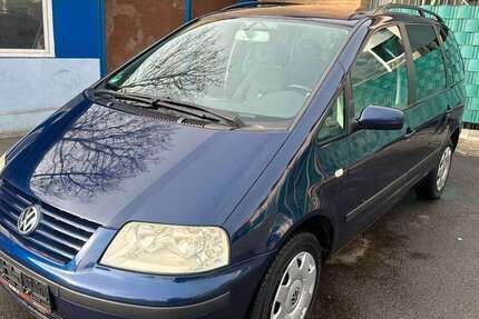 VW Sharan 272.400 km 2.450 &euro; Berlin 12347