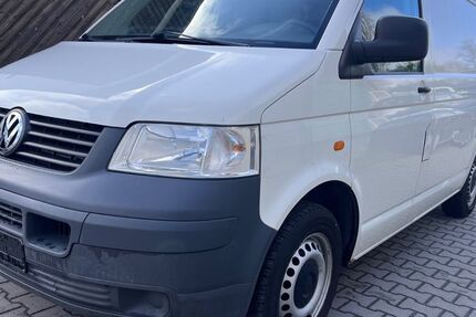 VW T5 Transporter 89.592 km 7.490 &euro; Berlin 14167