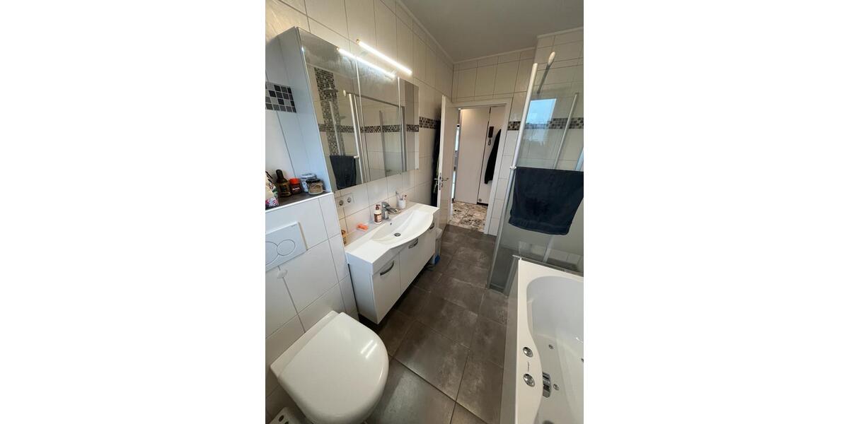 Etagenwohnung Schauenburg - 4 Zimmer, 100 m&sup2;, 1.000&euro; | Angebot:25172640