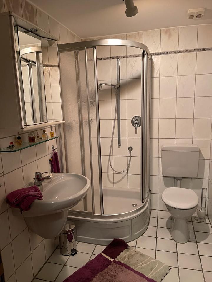 Wohnhaus mit landwirtschaftlichen Nebengebäuden zimmer